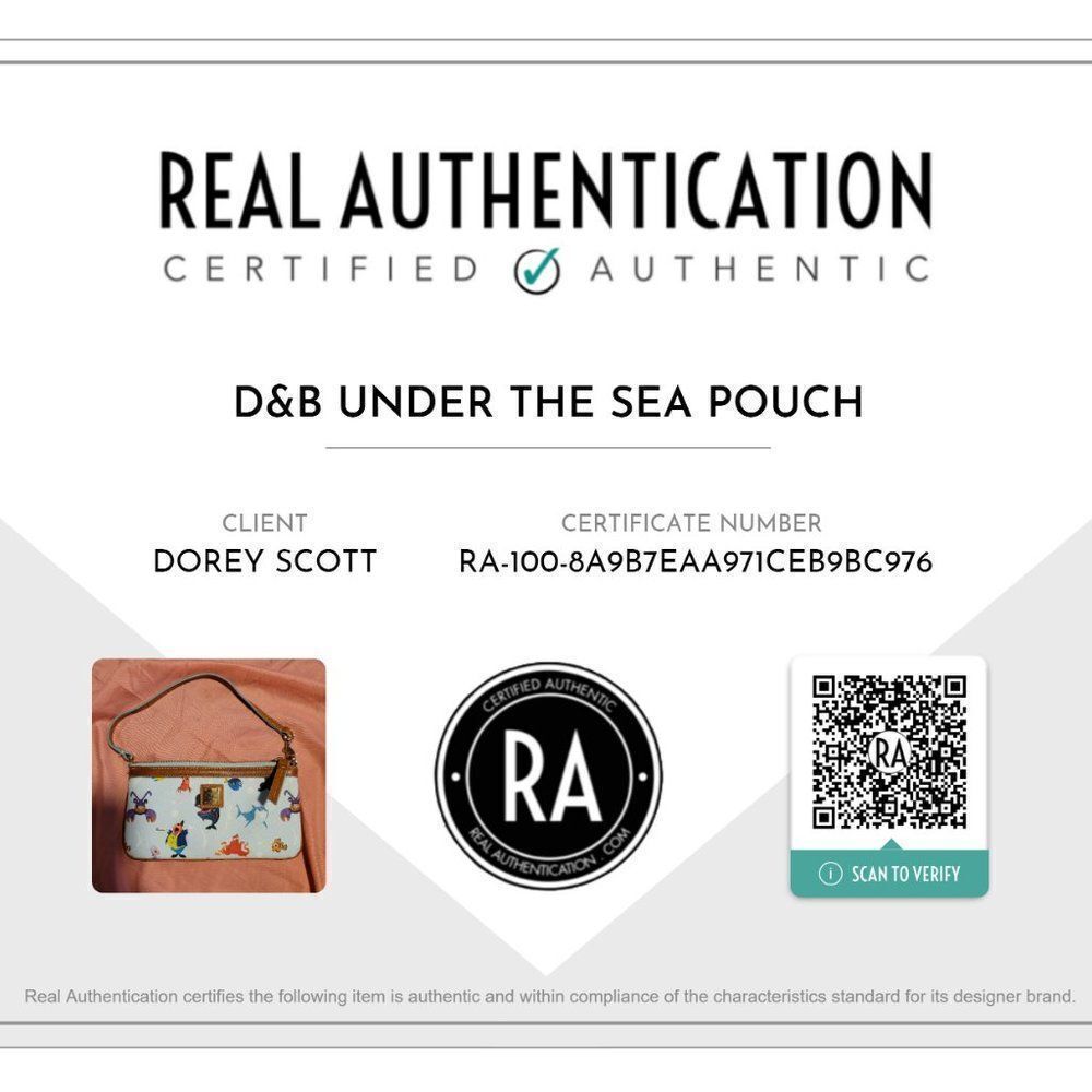 Disney Dooney & Bourke Out to Sea Wristlet / Pouch Authentic - Picture 15 of 15